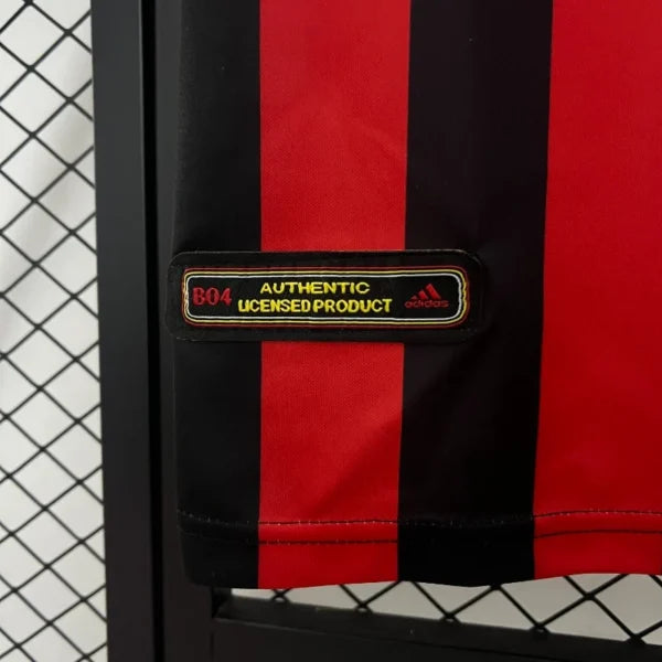 Bayer Leverkusen 2001/02 Retro Home Kit - Football shirt